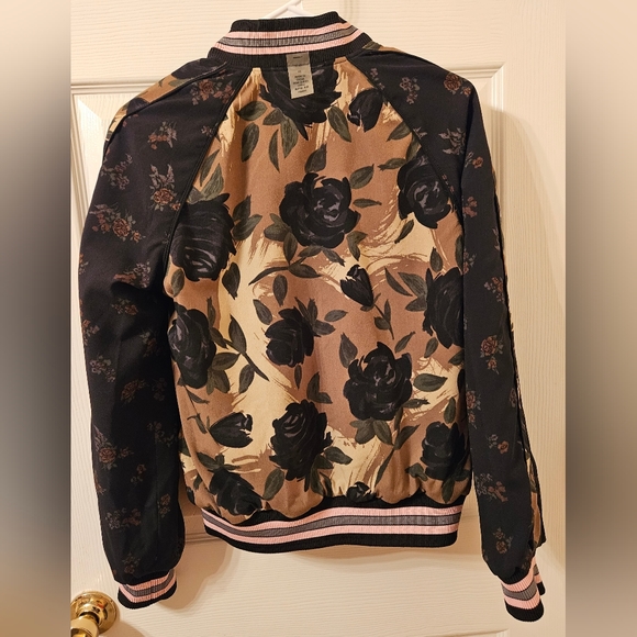 Coach Reversible Varsity Jacket - Picture 16 of 16